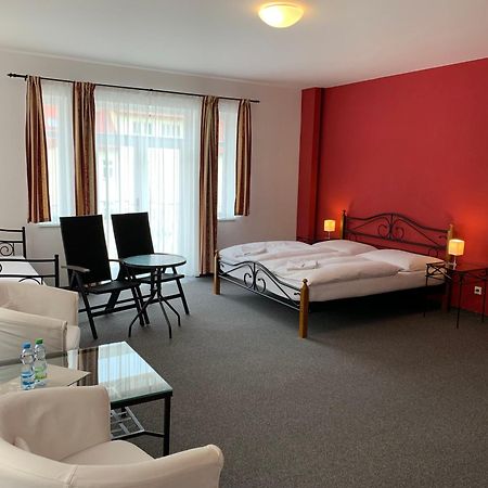 Apartma La Provence 玛丽亚温泉 外观 照片