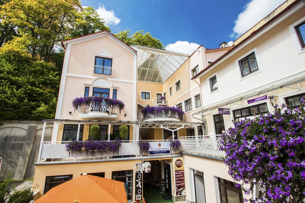 Apartma La Provence 玛丽亚温泉 外观 照片