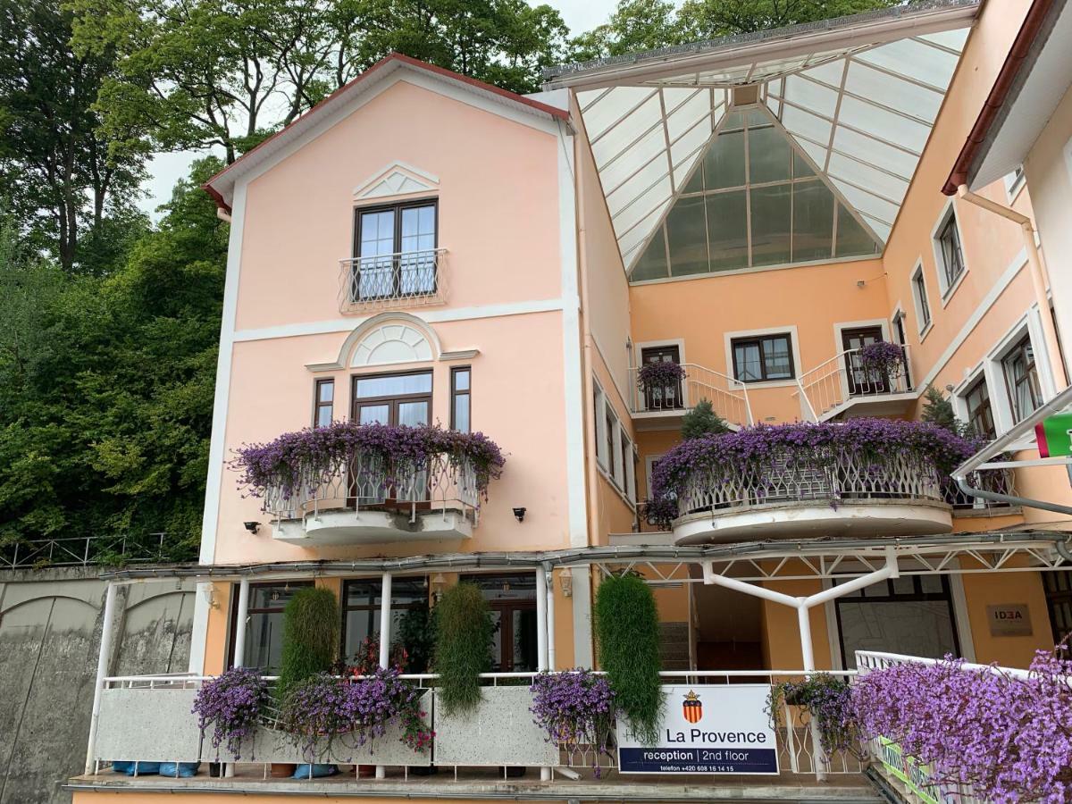 Apartma La Provence 玛丽亚温泉 外观 照片